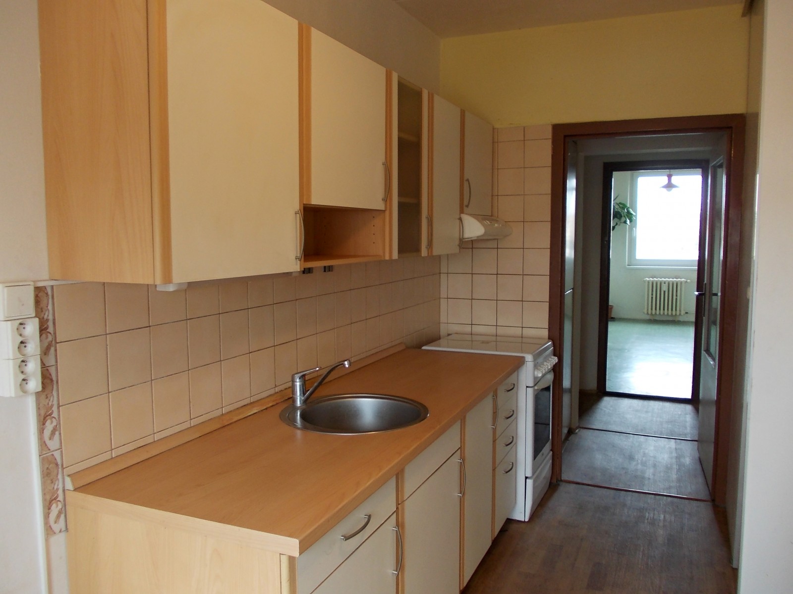 PRODEJ BYTU 3+1/L, 67m2, OV, Angelovova, Praha 4 - Modřany